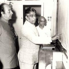 D.-P.-Dhar-Visit-to-Hindustan-Shipyad-Ltd.-Visakhaptnam-on-04-08-1974-14