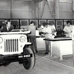 D-P-Dhars-visit-to-TATA-Telco-Plant-Deolali-Pune-3