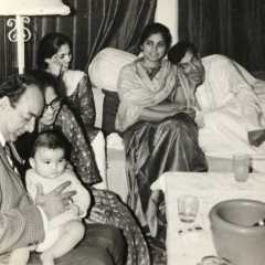 Shri-D.-P.-Dhar-holding-his-grandson-Vikas-Dhar.