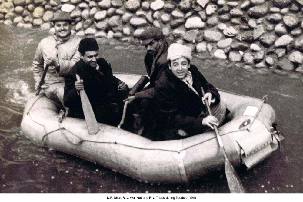 DP Dhar (right), RN Warikoo and PN Thusu during the floods of 1951